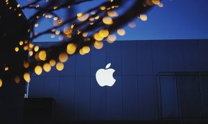 Apple a redevenit cea mai valoroasă companie americană de pe Wall Street