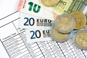 Euro a fost cotat la 4,7412 lei