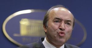 Tudorel Toader (Sursa foto: Twitter)