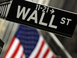 Wall Street a închis în scădere