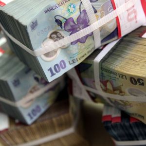 Finanţele au împrumutat 543,8 milioane lei de la bănci 