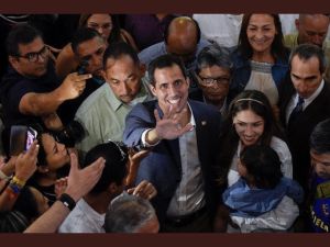 Juan Guaido pe aeroportul din Caracas (Sursă foto: Twitter)