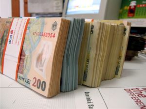 Continuă prejudicierea bugetului public