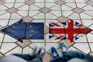 M.Britanie ar avea de pierdut mai mult decât UE în cazul unui Brexit fără acord