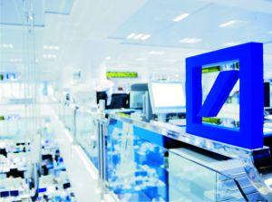 Grupul creat din fuziunea Deutsche Bank - Commerzbank trebuie să deţină capital suplimentar