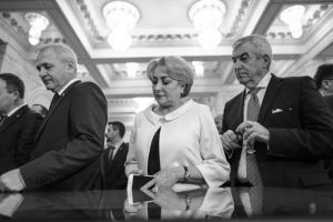 Liviu Dragnea, Viorica Dăncilă şi Călin Popescu-Tăriceanu (Sursa foto: Twitter)