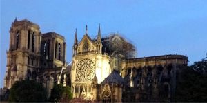 Reconstrucţia a început la câteva ore după dezastru