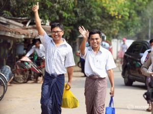 Wa Lone şi Kyaw Soe Oo (Sursă foto: Twitter)