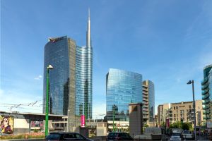 UniCredit se pregăteşte să-şi reducă deţinerea la FinecoBank
