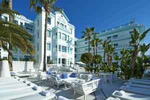 Messi driblează foarte bine şi în industria hotelieră