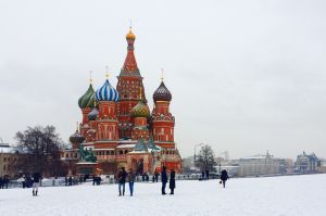 Rusia expulzează doi diplomaţi suedezi