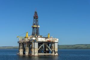 Companiile petroliere din România vor plăti redevenţe în funcţie de cotaţia de la bursa londoneză