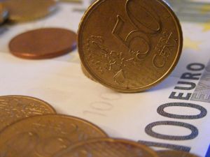Băncile din UE, ţinte mai uşoare decât cele americane pentru spălarea banilor