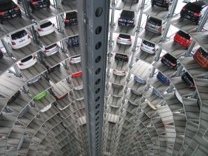 Acţiunile producătorilor asiatici de automobile au scăzut puternic