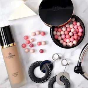 Fondatorii Oriflame răscumpără compania