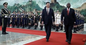  China măreşte numărul sectoarelor economice deschise investiţiilor străine