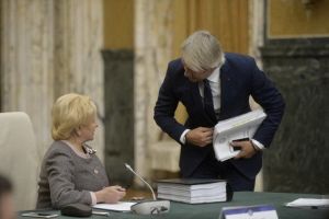 Eugen Teodorovici şi Viorica Dăncilă (Sursa foto: Twitter)