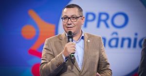 Victor Ponta (Sursa foto: Twitter)