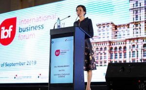 Roxana Mânzatu, ministrul fondurilor europene, a afirmat că statul trebuie să se ocupe de educaţia antreprenorială a cetăţenilor cu idei bune de afaceri şi care primesc subvenţii prin fonduri europene sau prin programe de genul Start-Up Nation.