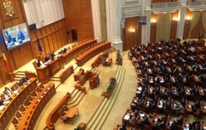Comisia parlamentară îşi reîncepe activitatea cu audierea reprezentanţilor INS şi STS