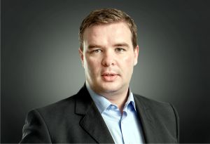 Muler Onofrei, CEO & Co-founder Element Industrial: "Ţinta noastră este să ajungem în top cinci dezvoltatori de parcuri logistice de pe piaţa românească. Lucrăm la conceptele a două noi parcuri în Bucureşti, în Craiova este planificat Eli Park 4, în Târgovişte Eli Park 5, iar în Timişoara Eli Park 6, un pipeline total de 300.000 de metri pătraţi pentru următorii trei ani". 