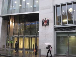 Surse: Unii acţionari LSE cer Hong Kong Exchanges să majoreze oferta de preluare