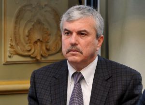 Asupra lui Dan Nica planează suspiciuni, deoarece el ar fi fost implicat în dosarul Microsoft.