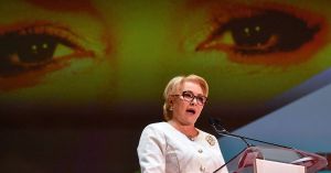 Viorica Dăncilă 