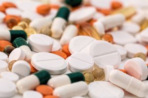 Companiile farmaceutice cer închiderea investigaţiilor legate de criza opioidelor