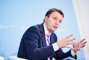 Actualul vicepreşedinte al PPE, Siegfried Mureşan, a fost, în legislatura trecută, raportor al Parlamentului European pentru cadrul financiar multianual 2021-2027.
