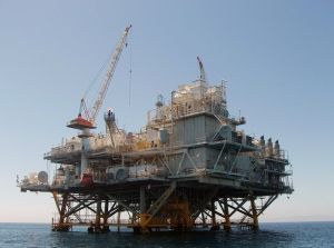 "Guvernanţii să rezolve situaţia dezvoltării zăcămintelor din Marea Neagră"