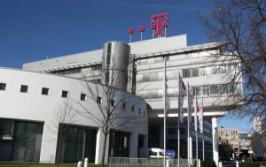 Veniturile consolidate ale Telekom România au crescut cu 7,4%, faţă de perioada similară a anului trecut