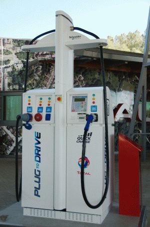 Noi staţii de reîncărcare pentru vehicule electrice în municipiul Călăraşi