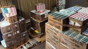 Aproximativ 25.000 de pachete cu ţigări, confiscate la frontiera de nord