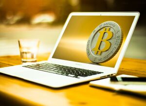 Incertitudinea criptomonedelor în sistemul financiar 