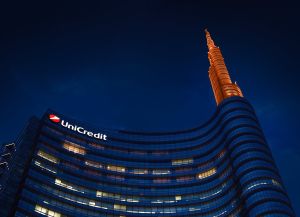 UniCredit (sursa:Twitter)