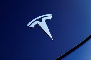 Fabrica Tesla din Germania va produce 500.000 de maşini pe an