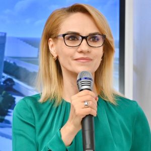 Gabriela Firea (sursa: Facebook)