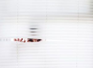 Moscova denunţă o anchetă jurnalistică cu privire la un cuib de spioni ruşi în Franţa