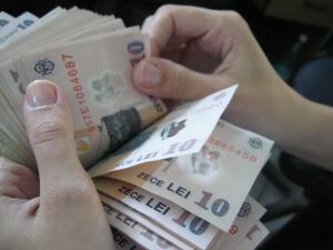 "Toţi angajaţii şi-au încasat salariile" 