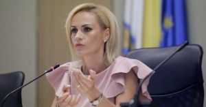 Schimbul de replici dintre Firea şi Ministrul Mediului pe tema poluării continuă 