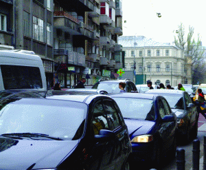 Bogdan Apahidean: "Cel mai afecatat efect de leasing va fi imobiliarul, care are o pondere mai mică de 10% în total piaţă, al doilea segment fiind cel auto, care are o cotă de circa 70%.