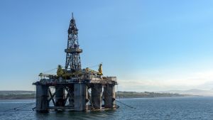 Instabilitatea legislaţiei fiscale şi procedurile birocratice- impedimente pentru dezvoltarea industriei petroliere