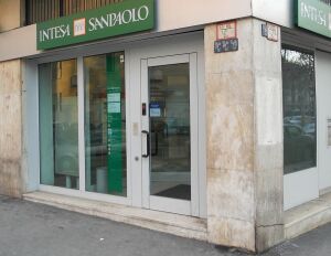 Intesa Sanpaolo nu vede oportunităţi de fuziuni în Europa, anul acesta