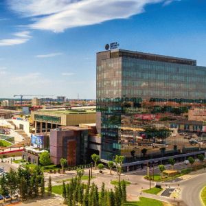 Iulius intră pe piaţa de producţie industrială prin achiziţia pachetului majoritar