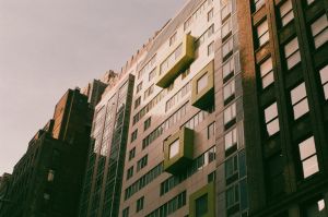 Peste 30% din vânzările apartamentelor noi sunt cu scop de investiţie