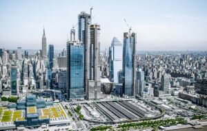 Thyssenkrupp a ales ofertanţii finali pentru divizia sa de ascensoare
