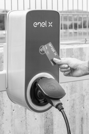 Parteneriat cu Comisia Europeană şi BEI pentru revoluţia în mobilitate