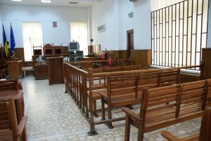 Avocaţii solicită amânarea proceselor pentru luna aprilie
