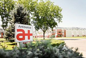 Antibiotice Iaşi întrerupe complet activitatea indirect productivă şi le limitează pe cele de producţie şi service